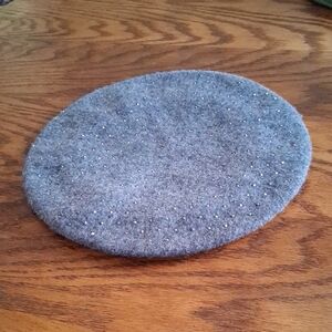 NWT Parfois Gray 100% Wool Embellished Metallic Stud Beret